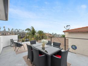 4434 Santa Monica Avenue, San Diego CA 92107