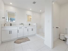 4434 Santa Monica Avenue, San Diego CA 92107