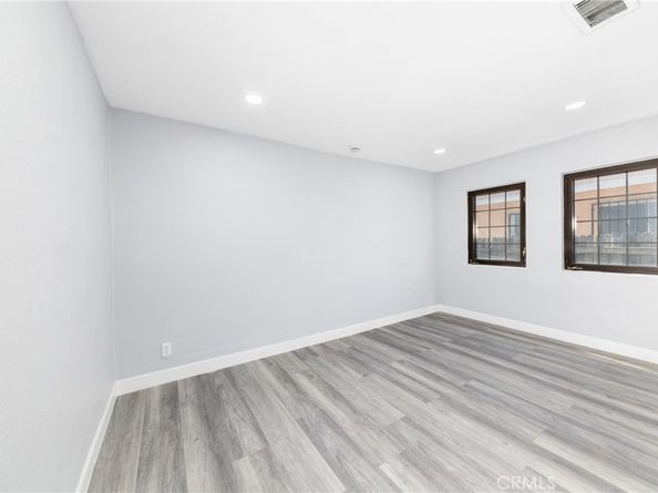 719 W Century, Los Angeles CA 90044