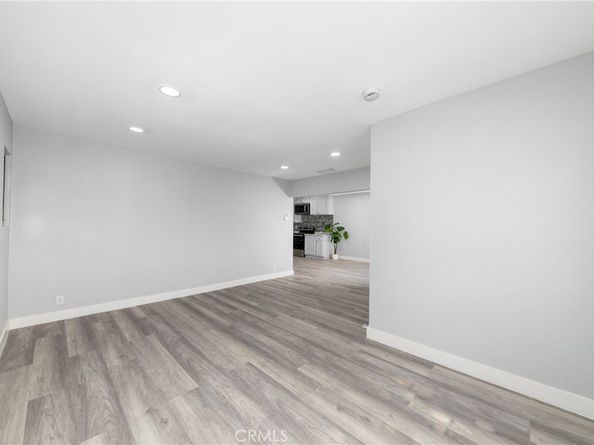 719 W Century, Los Angeles CA 90044