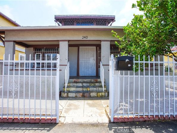 240 E Gage Avenue, Los Angeles CA 90003
