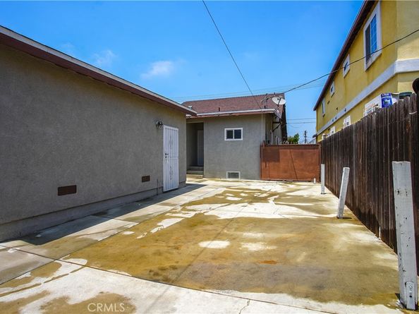 240 E Gage Avenue, Los Angeles CA 90003