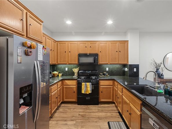 15723 Parkhouse Drive 30, Fontana CA 92336