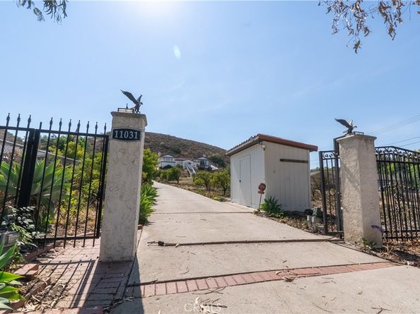 11031 Meads, Orange CA 92869