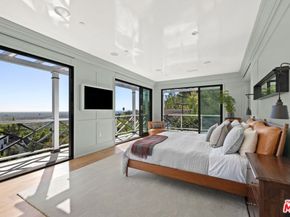 1640 N Kings Road, Los Angeles CA 90069