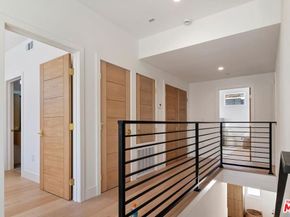1903 Lake Shore Avenue, Los Angeles CA 90039