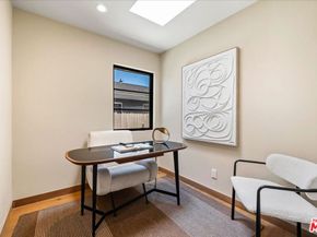 14537 Hesby Street, Sherman Oaks CA 91403