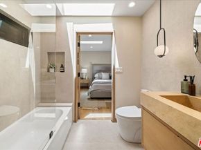 14537 Hesby Street, Sherman Oaks CA 91403
