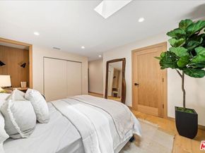 14537 Hesby Street, Sherman Oaks CA 91403