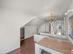 826 S Park View Street, Los Angeles CA 90057