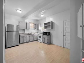 826 S Park View Street, Los Angeles CA 90057
