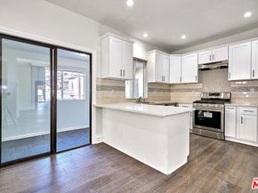 826 S Park View Street, Los Angeles CA 90057