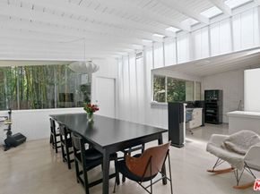810 Bramble Way, Los Angeles CA 90049