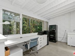 810 Bramble Way, Los Angeles CA 90049