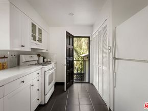 3887 Latrobe Street, Los Angeles CA 90031