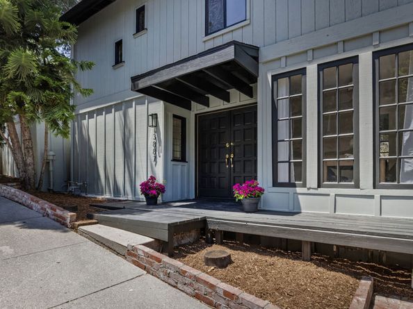 3887 Latrobe Street, Los Angeles CA 90031