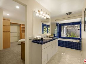 8835 Crescent Drive, Los Angeles CA 90046