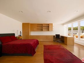 8835 Crescent Drive, Los Angeles CA 90046