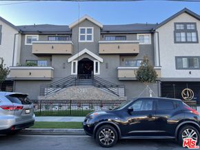 5325 Denny Avenue, North Hollywood CA 91601