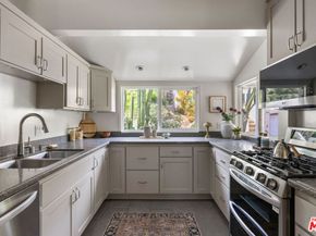 2342 Lake View Avenue, Los Angeles CA 90039