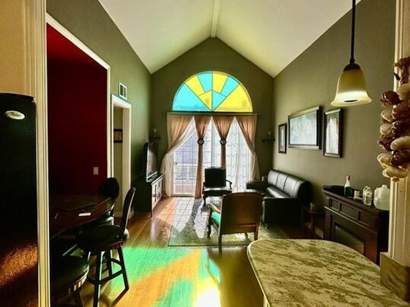 Undisclosed Address #26647213, Tarzana CA 91356