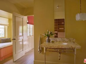 7776 Firenze Avenue, Los Angeles CA 90046