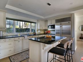 3635 Fawndale Place, Sherman Oaks CA 91403