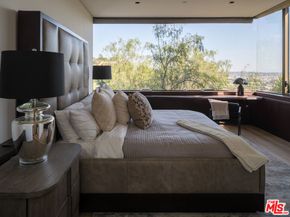 1305 Collingwood Place, Los Angeles CA 90069