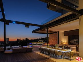 1305 Collingwood Place, Los Angeles CA 90069