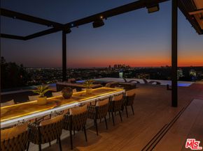 1305 Collingwood Place, Los Angeles CA 90069