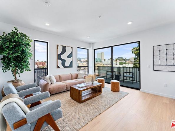 904 S New Hampshire Avenue 310, Los Angeles CA 90006