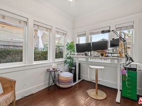 1513 S Victoria Avenue, Los Angeles CA 90019