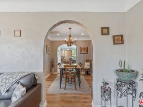 11316 Sunshine Terrace, Studio City CA 91604