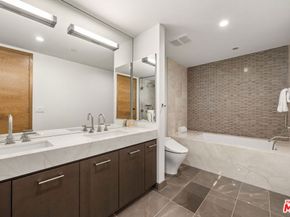 1755 Ocean Avenue 811, Santa Monica CA 90401