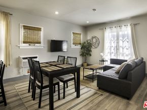 1561 1/2 S Harvard Boulevard, Los Angeles CA 90006