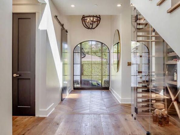 2835 Westbrook Avenue, Los Angeles CA 90046