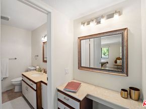 29125 Thousand Oaks Boulevard D, Agoura Hills CA 91301