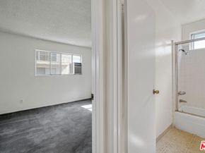 12030 Rochester Avenue 210, Los Angeles CA 90025