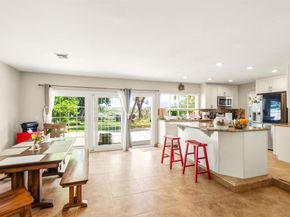 625 E J, Chula Vista CA 91910