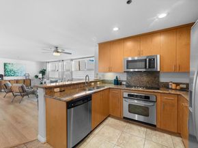 924 Hornblend St 31, San Diego CA 92109