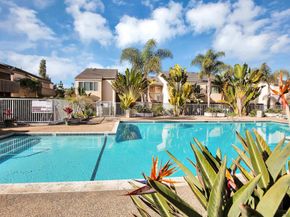 8644 Via Mallorca F, La Jolla CA 92037