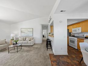 9409 Fairgrove Lane 204, San Diego CA 92129