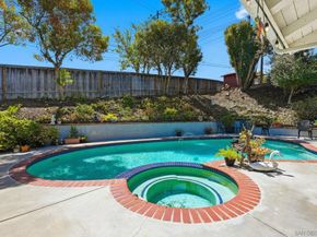 8087 Blue Lake Dr, San Diego CA 92119
