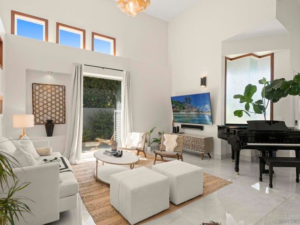 7911 El Paseo Grande, La Jolla CA 92037