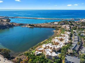 4011 Layang Layang Cir F, Carlsbad CA 92008