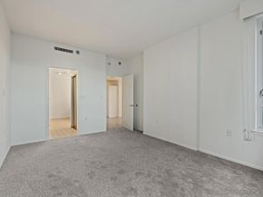 3890 Nobel Dr. 306, San Diego CA 92122