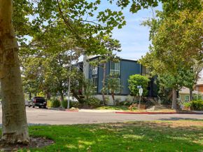 5003 Westpark Dr. 203, Valley Village CA 91601