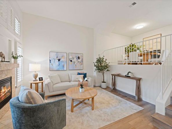 12559 El Camino Real B, San Diego CA 92130