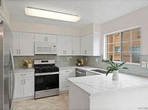 12559 El Camino Real B, San Diego CA 92130