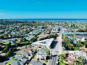 2169 Las Lomas St, San Diego CA 92107